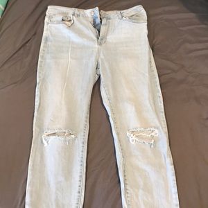 Light washed jeans